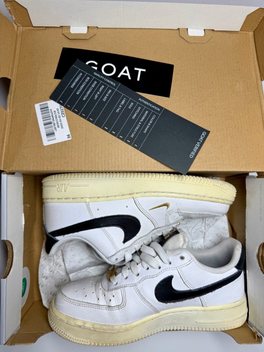 Nike Air Force 1 ’07 Essential – Women’s 5.5 – White/Black/Gold‎